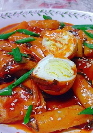 Hình của món Bánh gạo cay HQ(떡볶이).