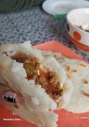 Una foto de Arepas rellenas de carne