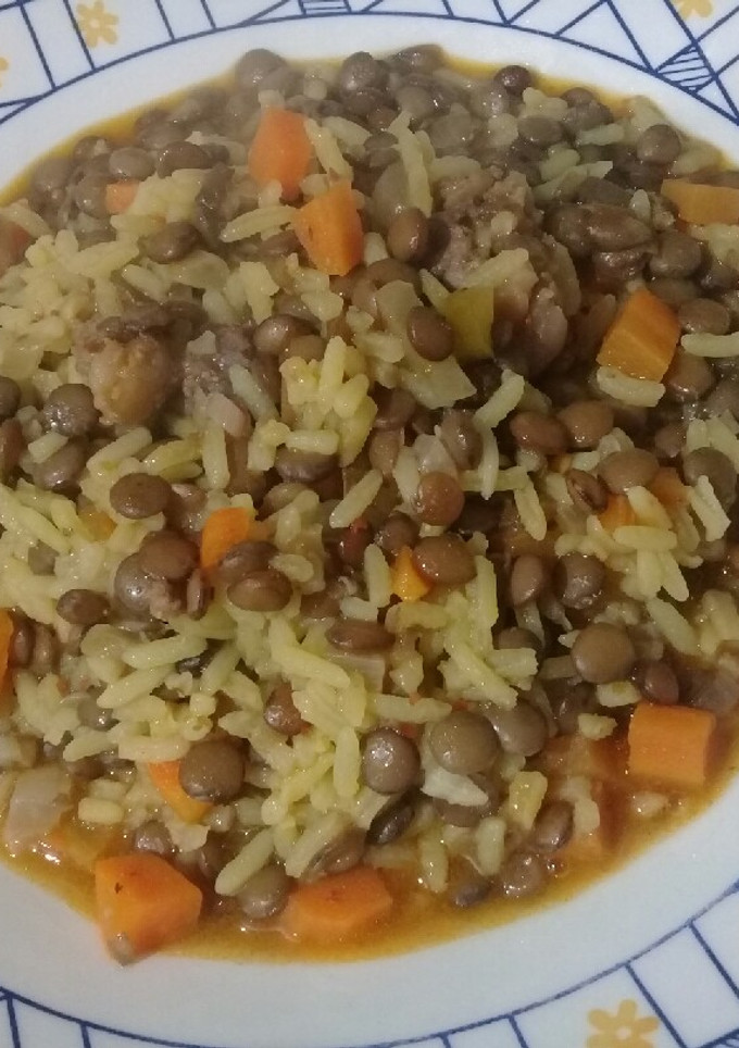 Una foto de Guiso de lentejas fácil.😄🙋