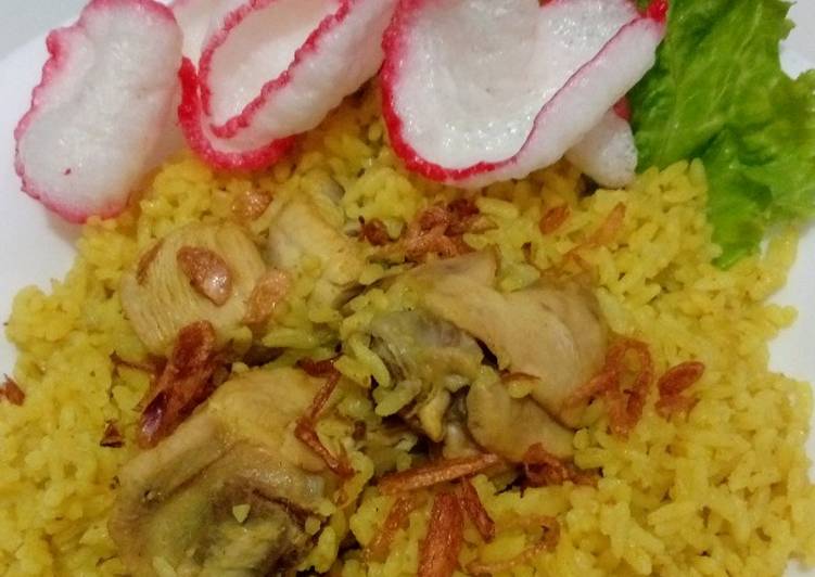 Nasi Kebuli Ayam ala Nusantara