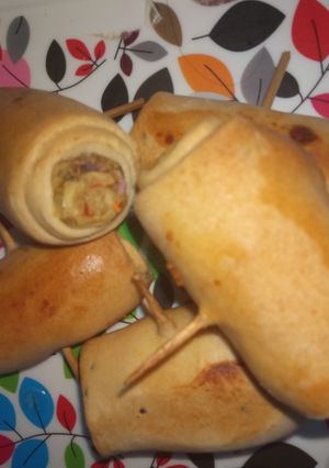 A picture of Potato samosa roll.