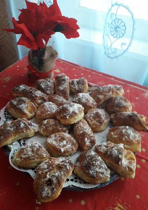 O poză a rețetei Cornuri dulci.