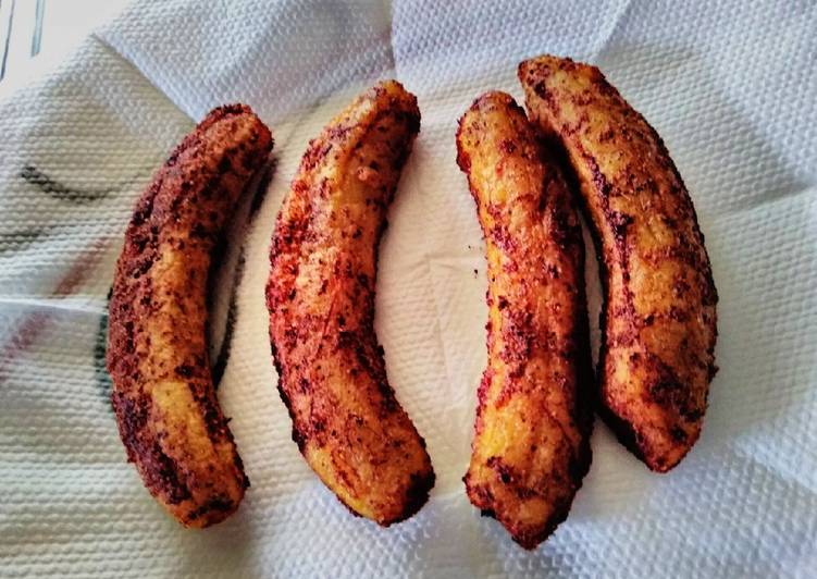 Recipe of Delicious Spiced fried semi ripe banana's #breakfastideas