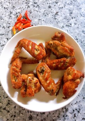 Hình của món Cánh gà chiên nước mắm.