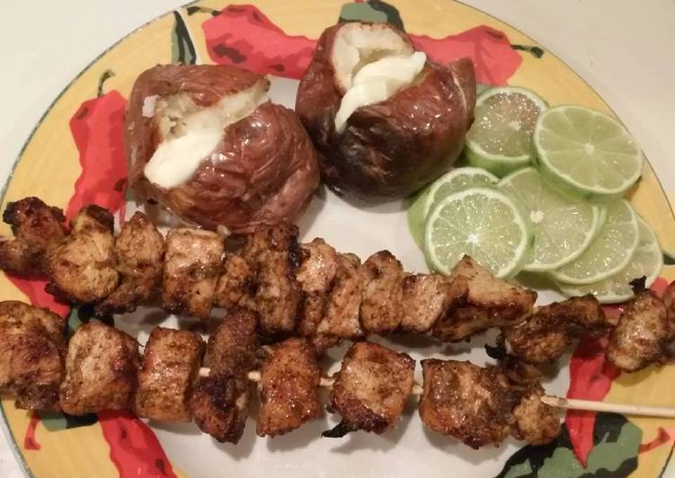 Steps to Make Quick Margarita chicken skewers