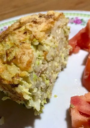 Una foto de Pastel calabacín (zucchini) y arroz