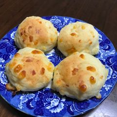 Cheese bread A picture of Cheese bread.