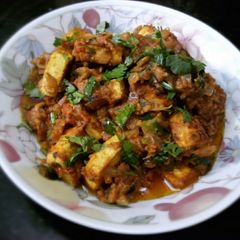 A picture of Tawa paneer.