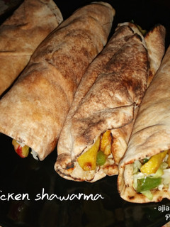 A picture of Chicken shawarma.
