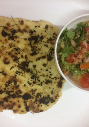A picture of Chole kulcha (chole made of white dry peas).