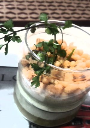A picture of Bathua Raita with crispy boondi.