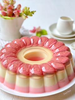 Foto resep Pudding Oreo Strawberry