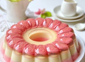 Foto resep Pudding Oreo Strawberry