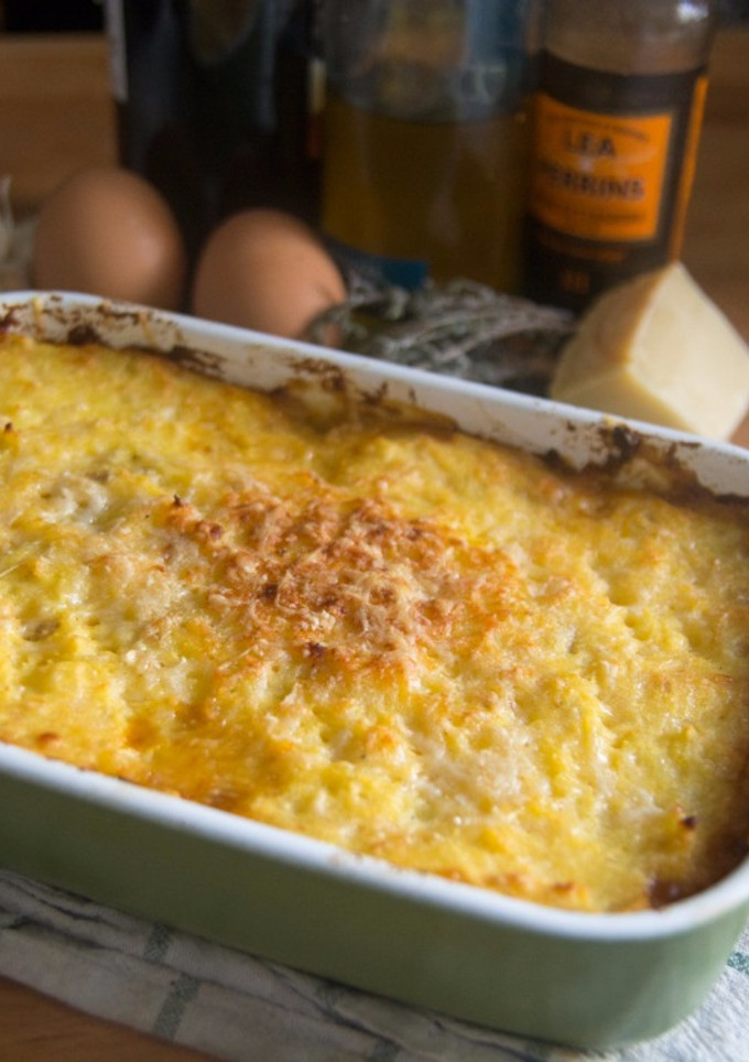 Una foto de Pastel de carne inglés (shepherd's pie)