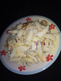 Soyayyen dankali da kwai ainihin hoton girkin