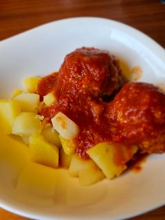 Paradicsomos húsgombóc ahogy én szeretem recept fotója