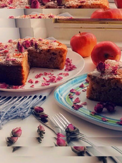 عکسی از دستور کیک سیب گردو