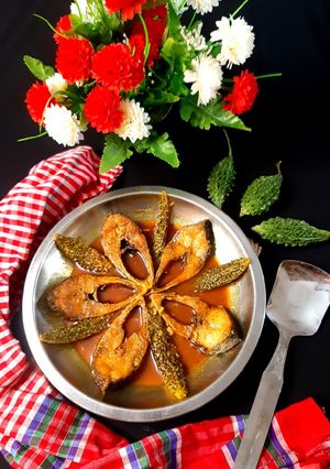 উচ্ছে ইলিশ রেসিপির প্রধান ছবি