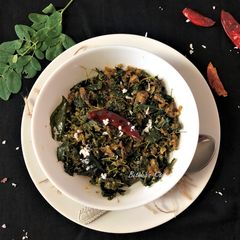 A picture of Murungai Keerai Thoran (Drumstick / Moringa Leaves Stir Fry - Kerala style).
