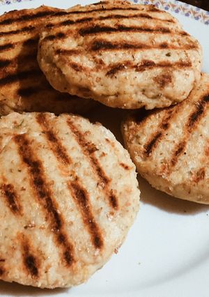 Una foto de Hamburguesas de pollo RELLENAS