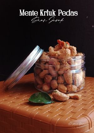 Foto resep Kacang Mede Pedas Daun jeruk