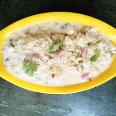 A picture of Dahi Vada.
