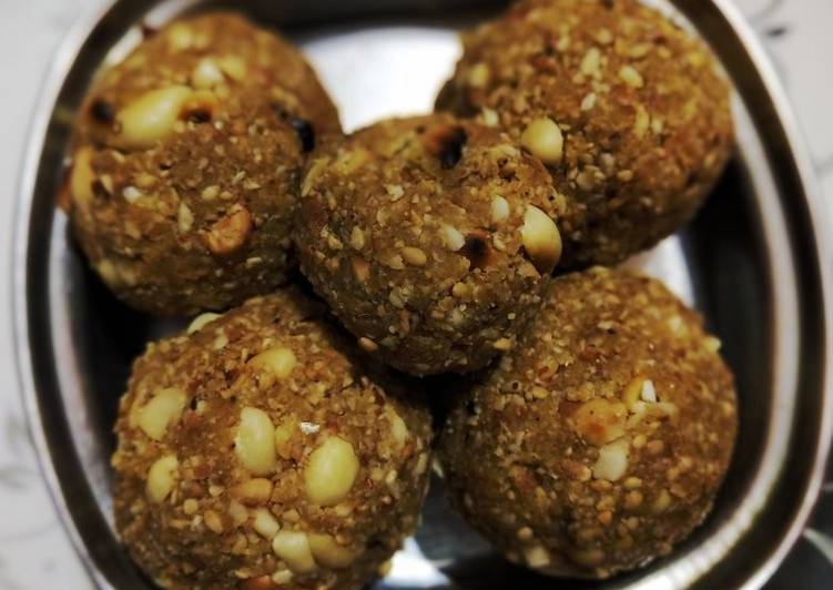 Recipe of Favorite Til laddu