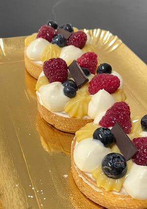 Foto di Crostatine moderne mimosa