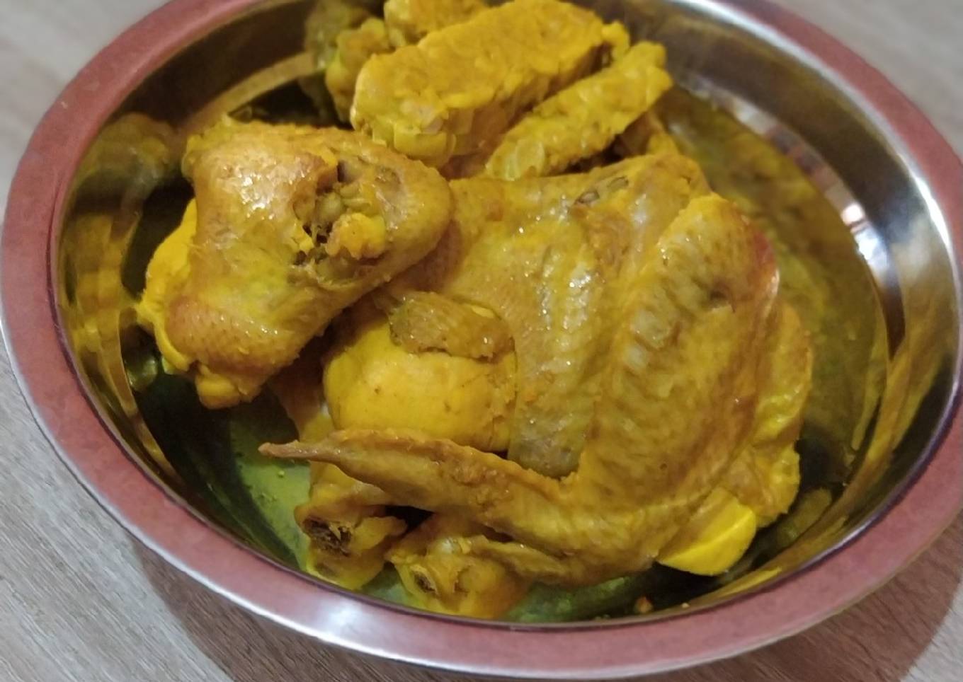 Ayam ungkep (bisa untuk stok tinggal goreng)