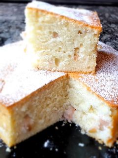 Una foto de Torta de manzana económica