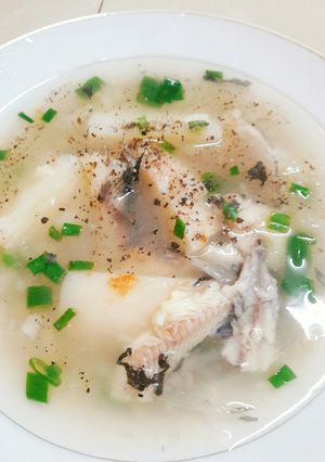 Hình của món Canh khoai từ nấu với cá trê.