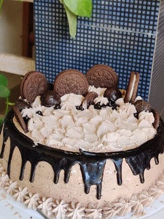 A picture of Oreo Cake.
