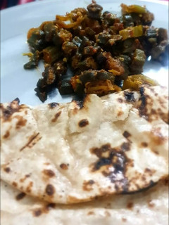 A picture of Roti.