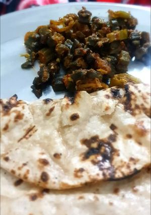 A picture of Roti.