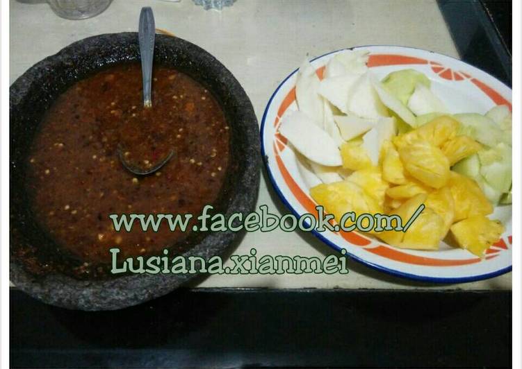 Rujak Buah / Rujak Manis