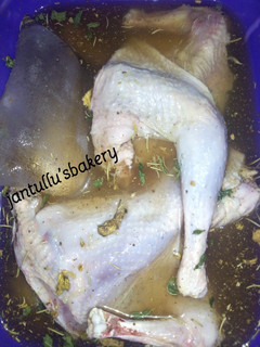 A picture of How to Brine a chicken.