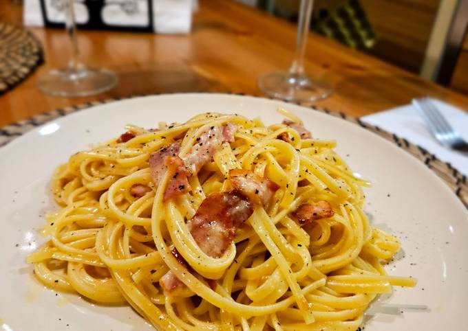Espagueti carbonara tradicional Receta de Carlos Martin- Cookpad