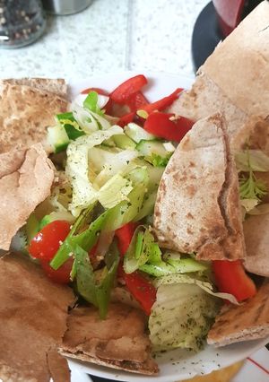 A picture of Fattoush Salad, middle easten pitta Salad. 😊.