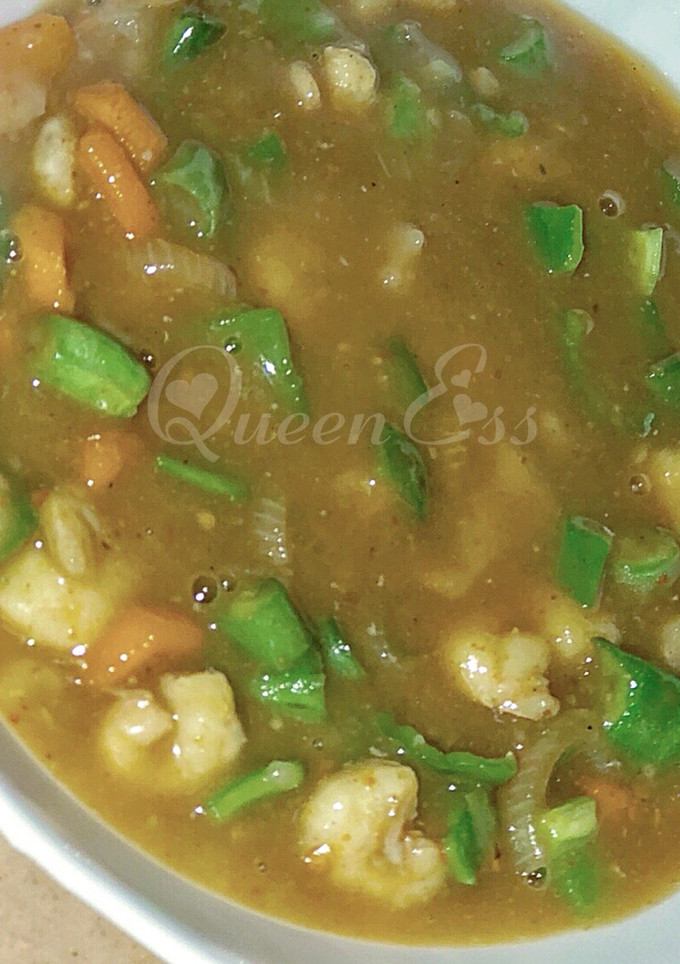 A picture of Simple shrimp soup.