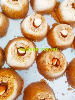 ભાખરી ના લાડુ (Bhakhri Ladoo Recipe In Gujarati) રેસીપી મુખ્ય ફોટો