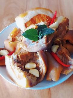 Hình của món TAI, MŨI heo ngâm nước mắm.