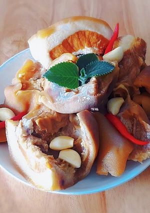 Hình của món TAI, MŨI heo ngâm nước mắm.