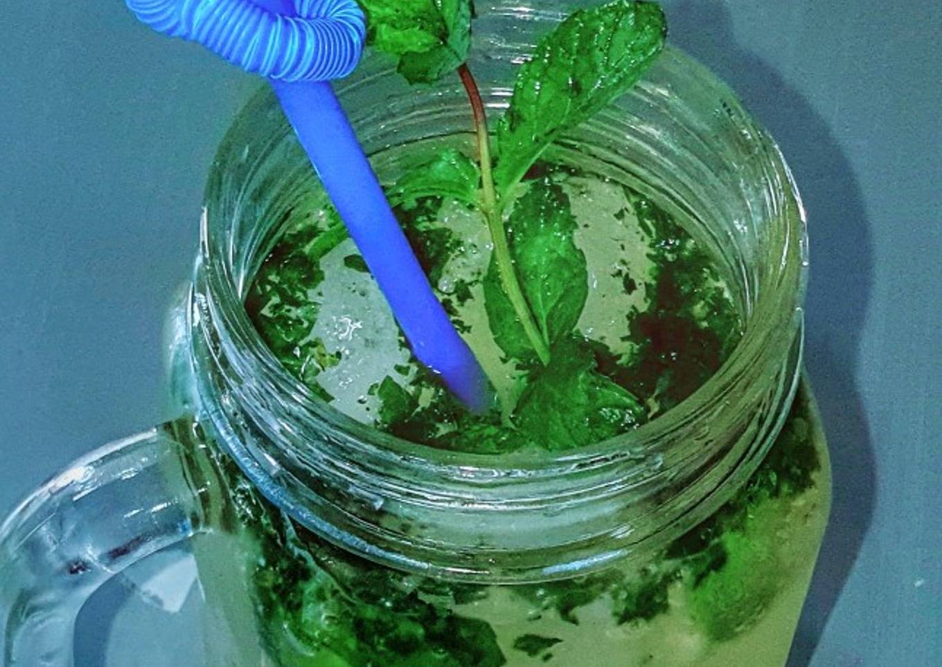 Virgin mojito