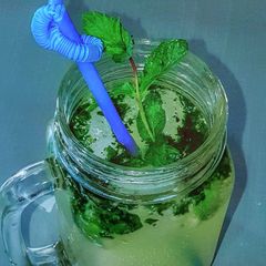 A picture of Virgin mojito.