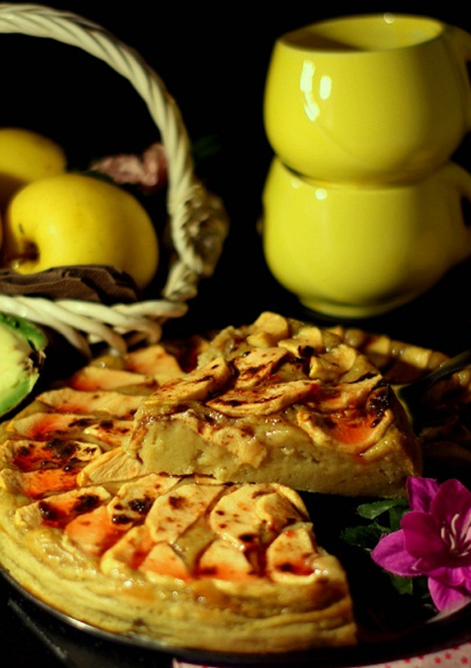 Una foto de Tarta de Manzana y Aguacate Light