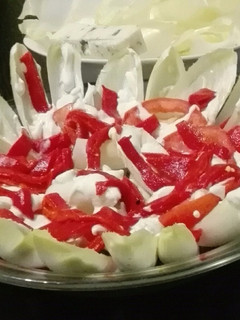 Una foto de Ensalada de endivias con roquefort