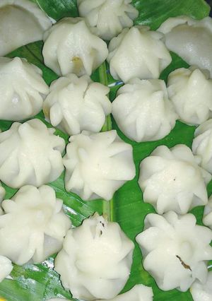 A picture of Paramparik ukdiche modak.