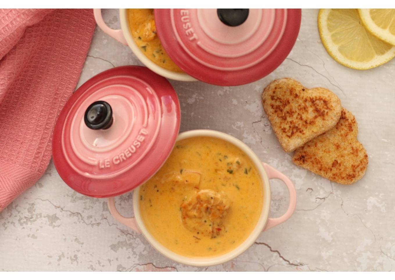 Coconut shell soup with velvet shrimp