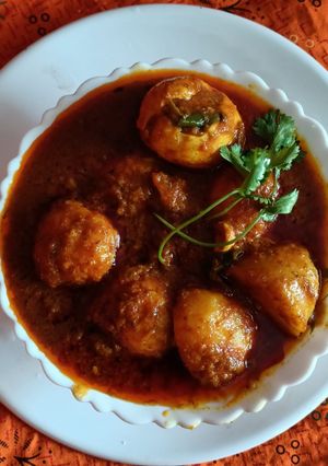 ডিমের ডালনা (Dimer Dalna recipe in Bengali) রেসিপির প্রধান ছবি