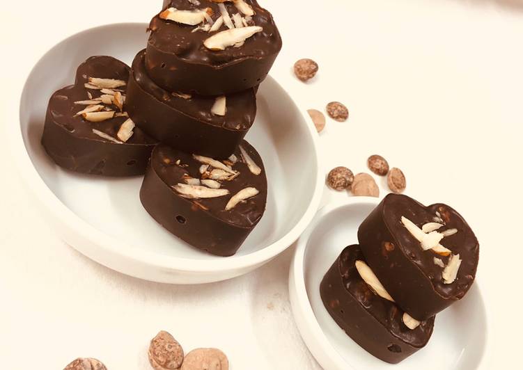 Simple Way to Prepare Award-winning Almond mini heart chocolate